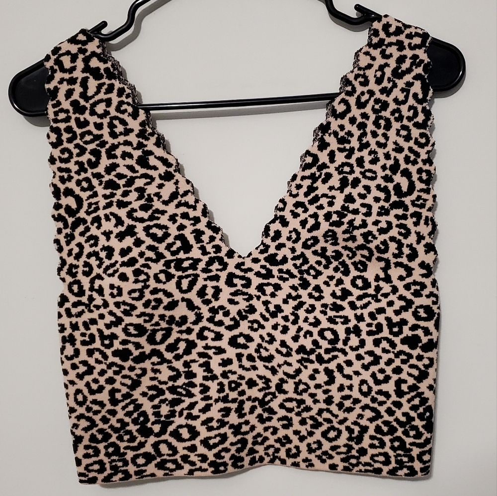 Express Body Contour Leopard Animal Cheetah Bra Cropped Top Size Small